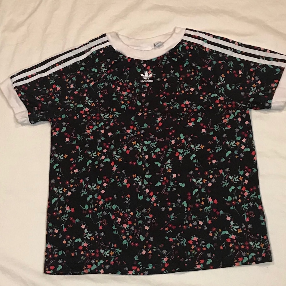 adidas 3 stripes floral tee ❀
